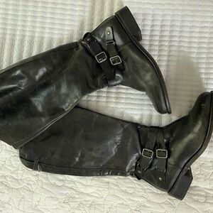 Black Knee-High Boots with Buckle Detail